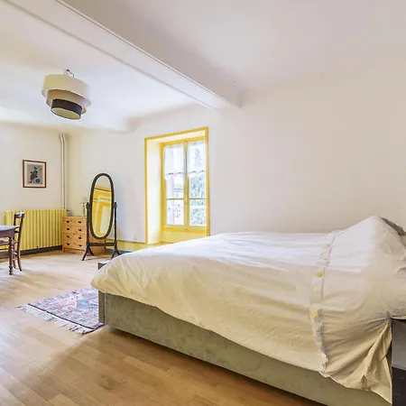 Awesome In Dommartin-le-saint-per With Wifi * Dommartin-le-Saint-Pere