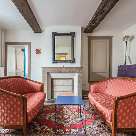 Amazing In Dommartin-le-saint-per